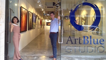 Eingang des ArtBlue Studio